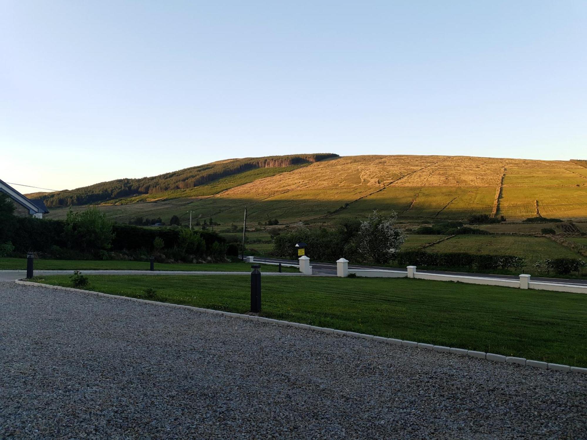 An Charraig Ban On The Wild Atlantic Way F94Wt02 Bed and Breakfast Ardara Buitenkant foto